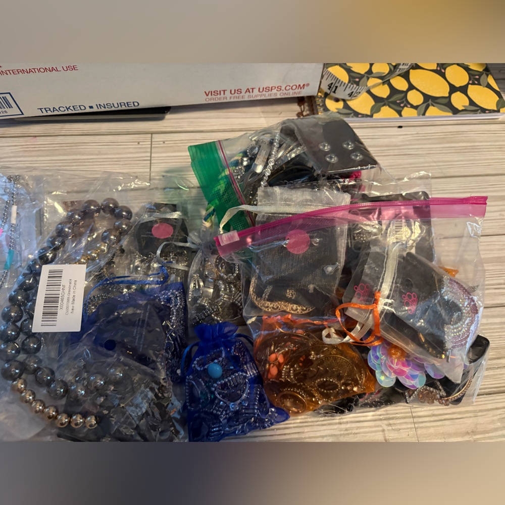 HUGE 84 piece paparazzi jewelry bundle